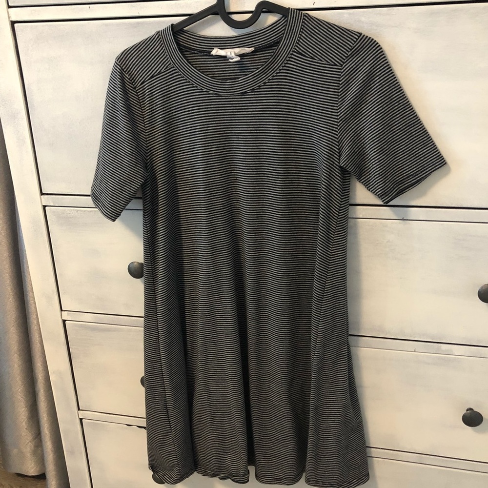 T-shirt dress